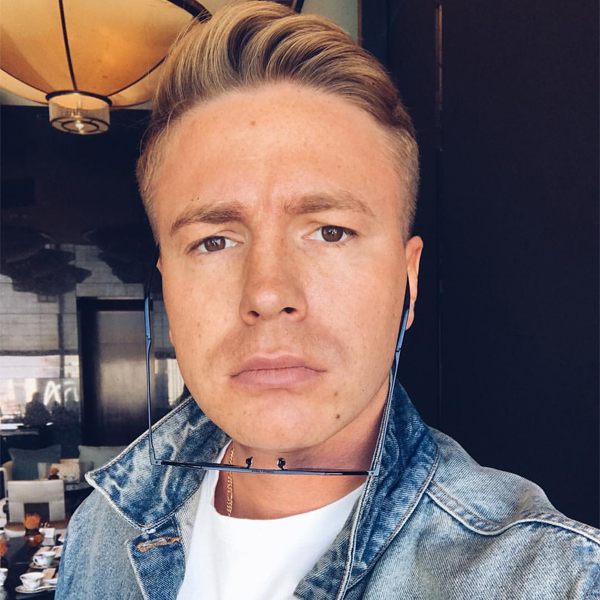 Николай Попов